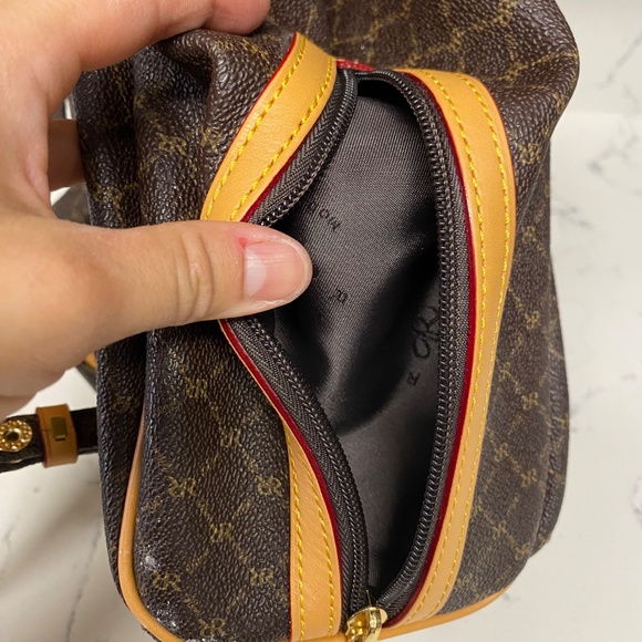 RIONI- Charlize Zipper Strap Backpack main image 9
